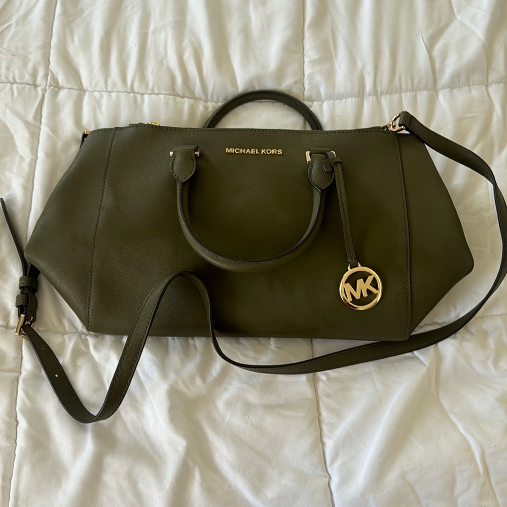Michael Kors purse